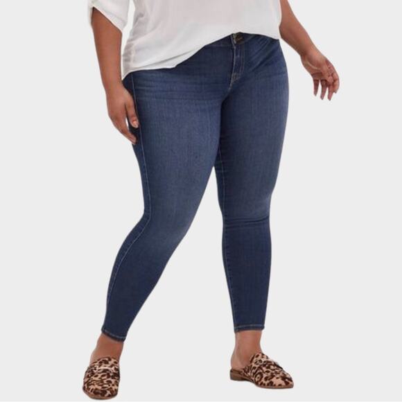 torrid Denim - TORRID Jegging Super Skinny High-Rise Jeans